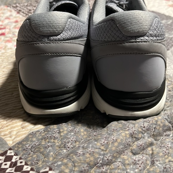 Nikes for sale! - Picture 4 of 6